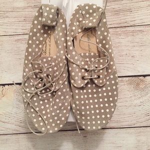 Anniel Derby Flats Sz 5